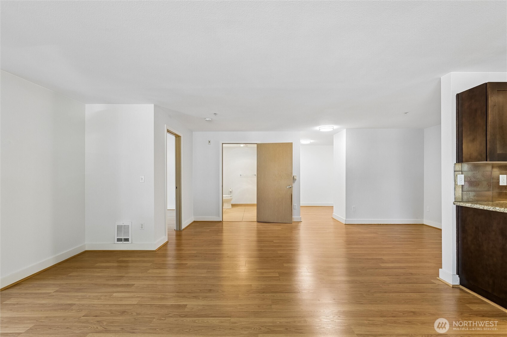 1620 Belmont Ave 125 Property Photo 5