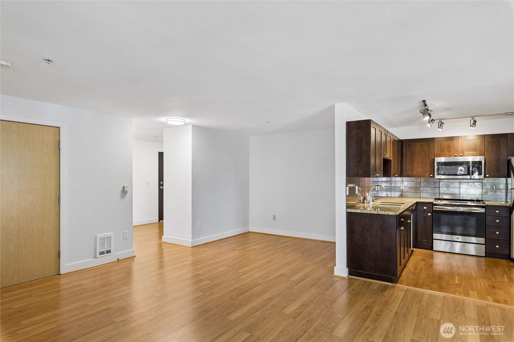 1620 Belmont Ave 125 Property Photo 8
