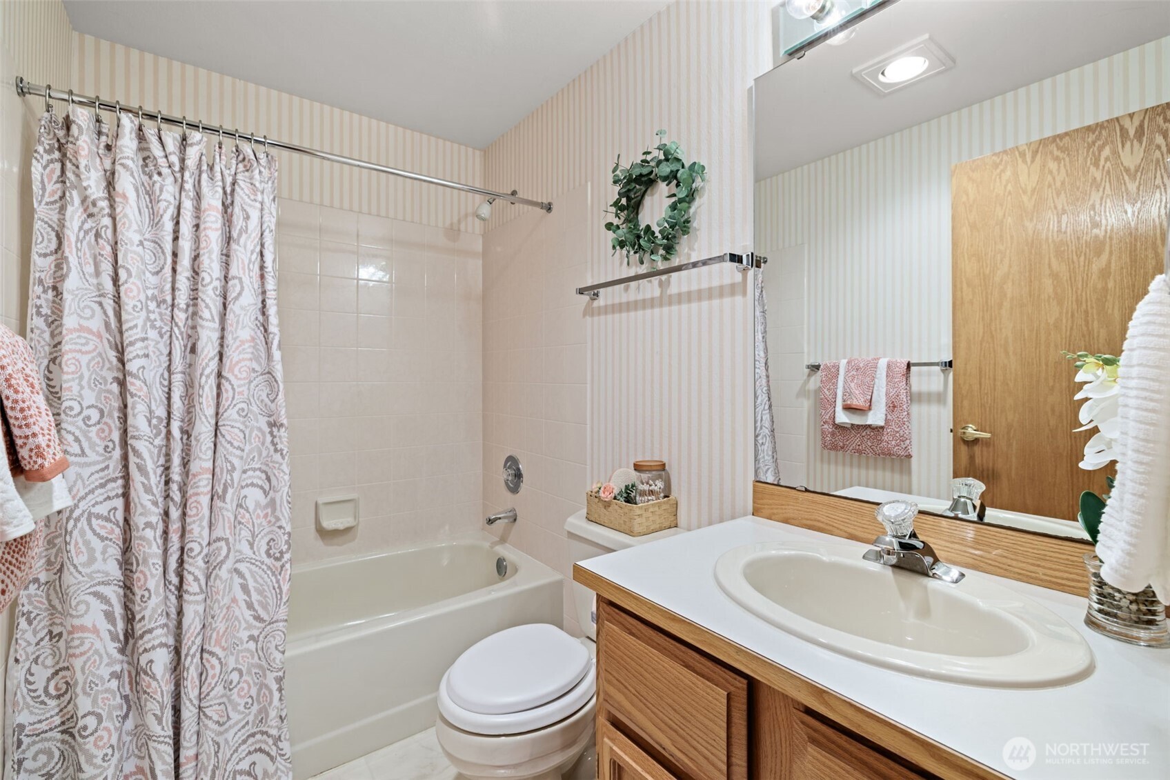 233 3rd Avenue 101 Property Photo 16