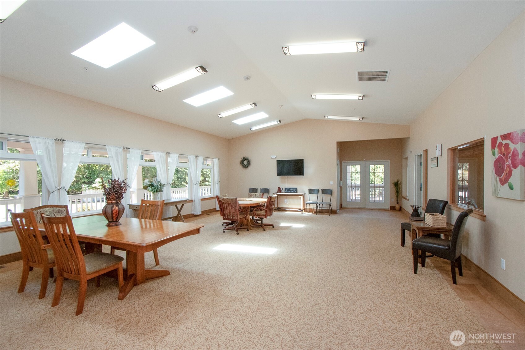 202 Birdsong Lane Property Photo 10
