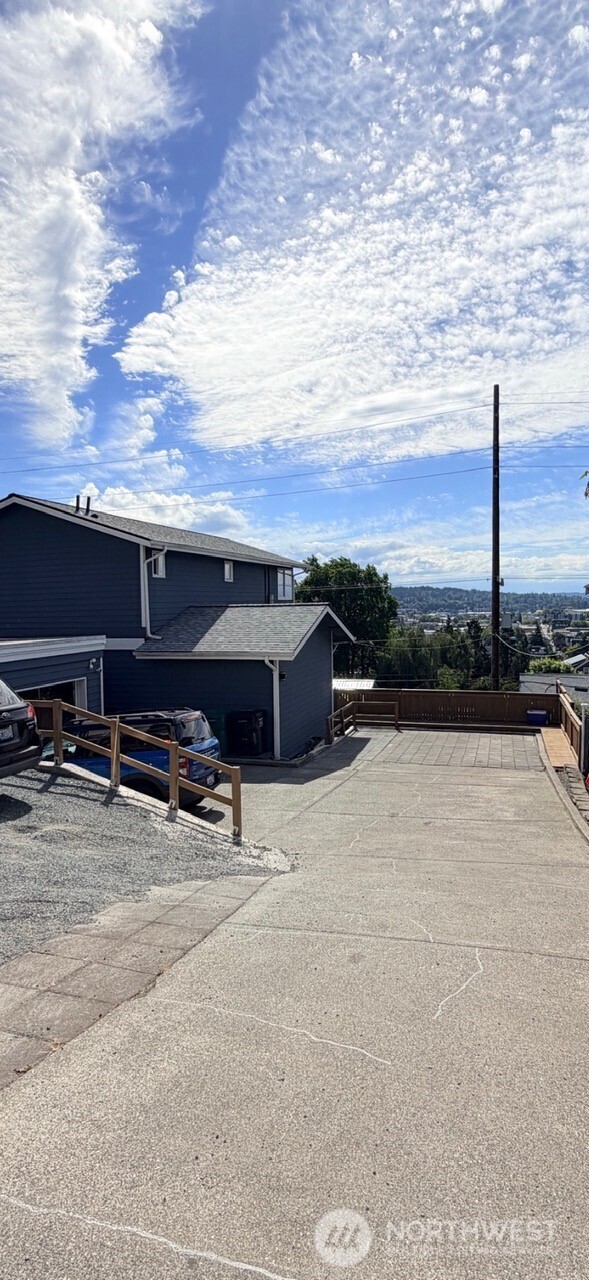 5006 3rd Avenue Property Photo 16