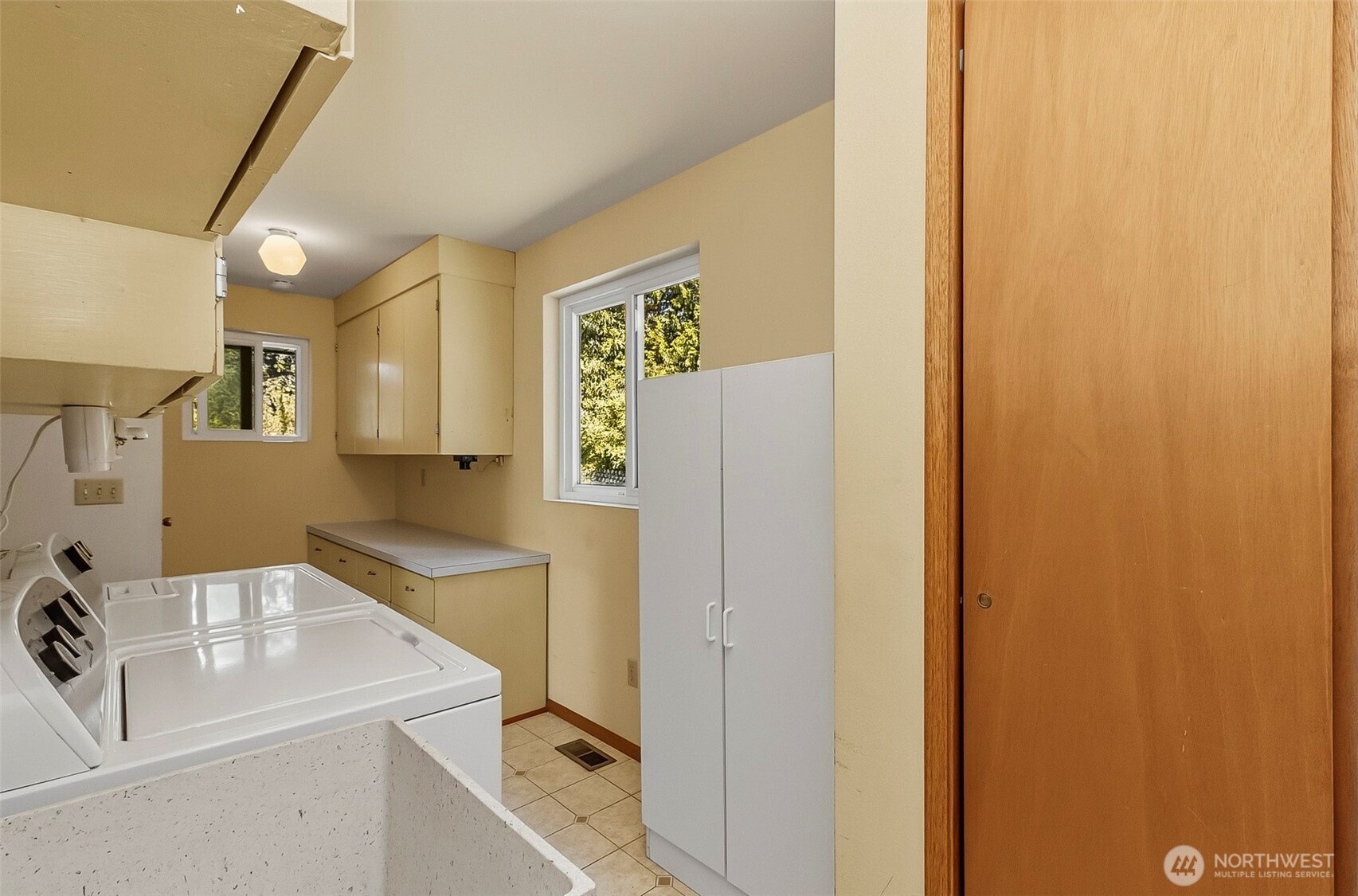 7202 21st Place Property Photo 9