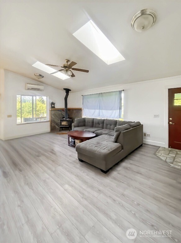 55 Wilson Lane Property Photo 8