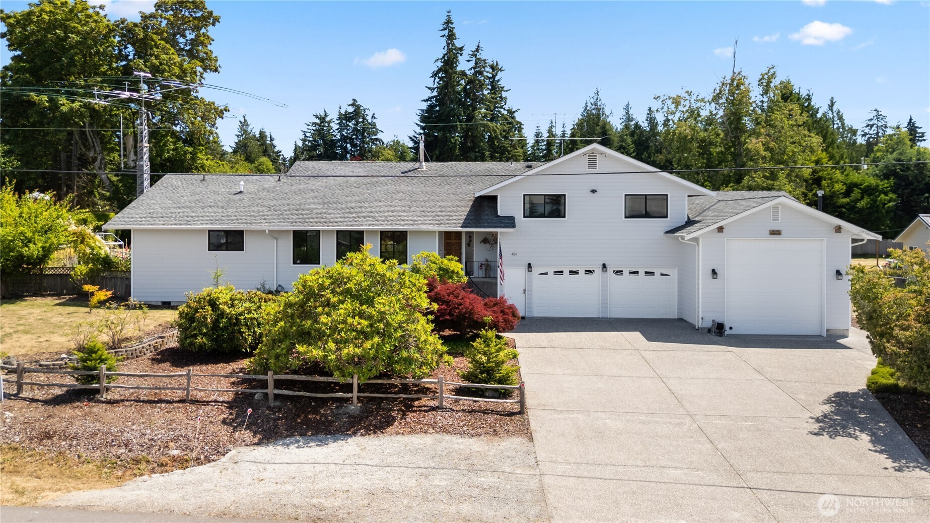 464 Marine View Place Property Photo 1