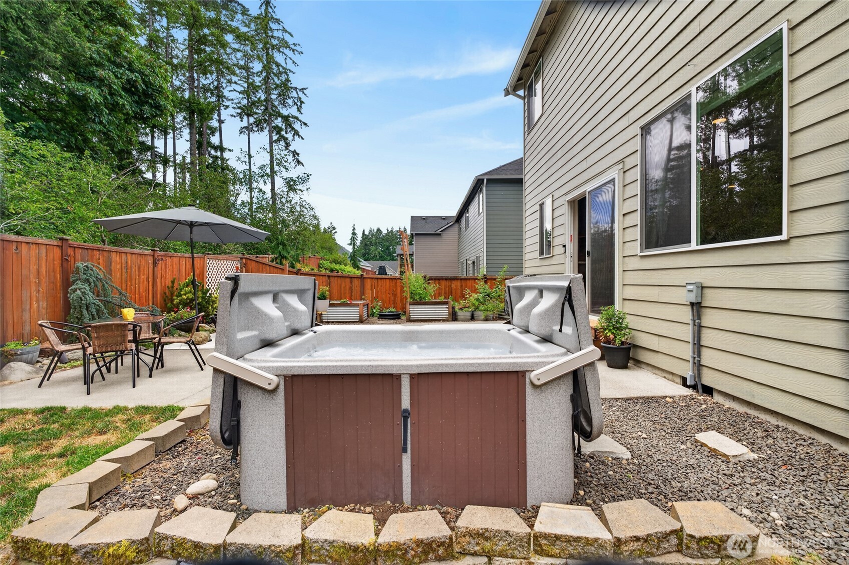 1618 Hudson Street Property Photo 5