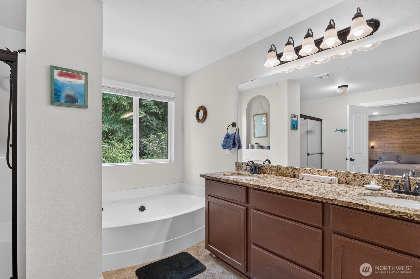 1618 Hudson Street Property Photo 21