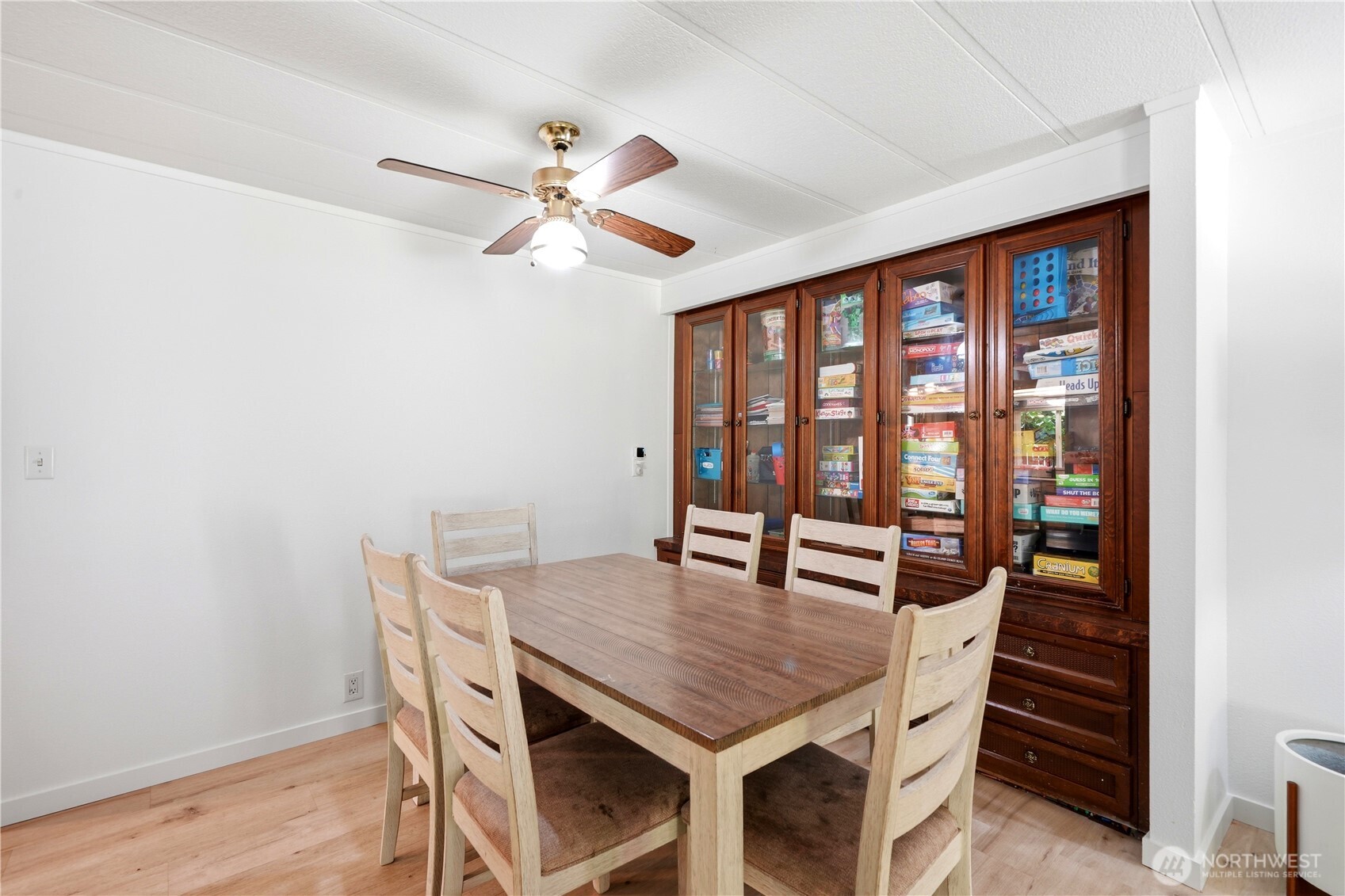 516 Beach Drive Property Photo 10