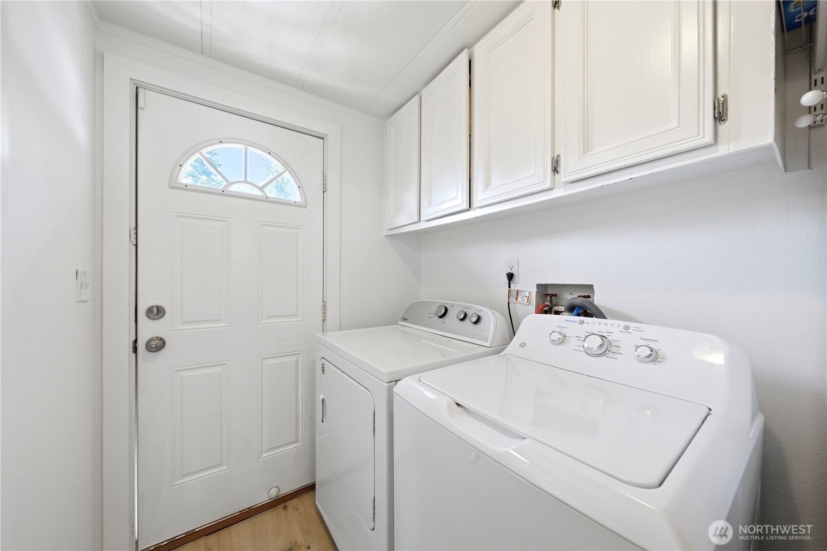 516 Beach Drive Property Photo 23