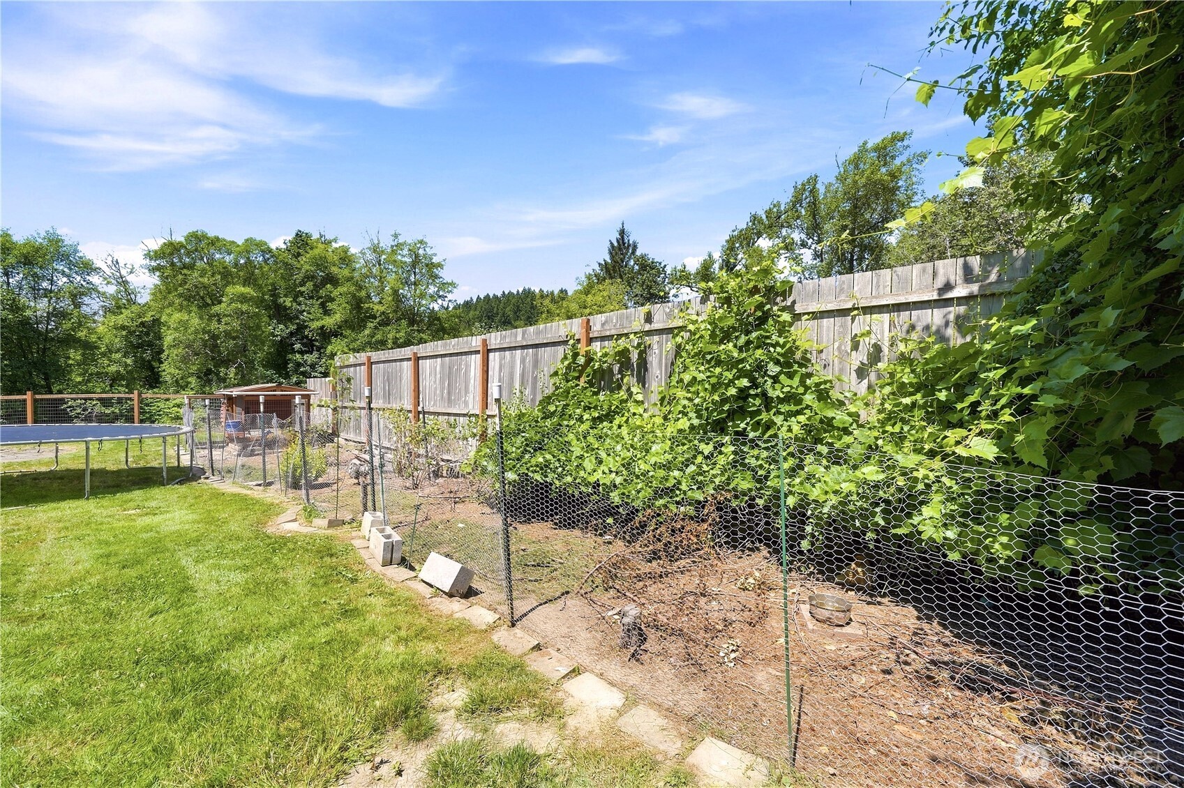 516 Beach Drive Property Photo 32