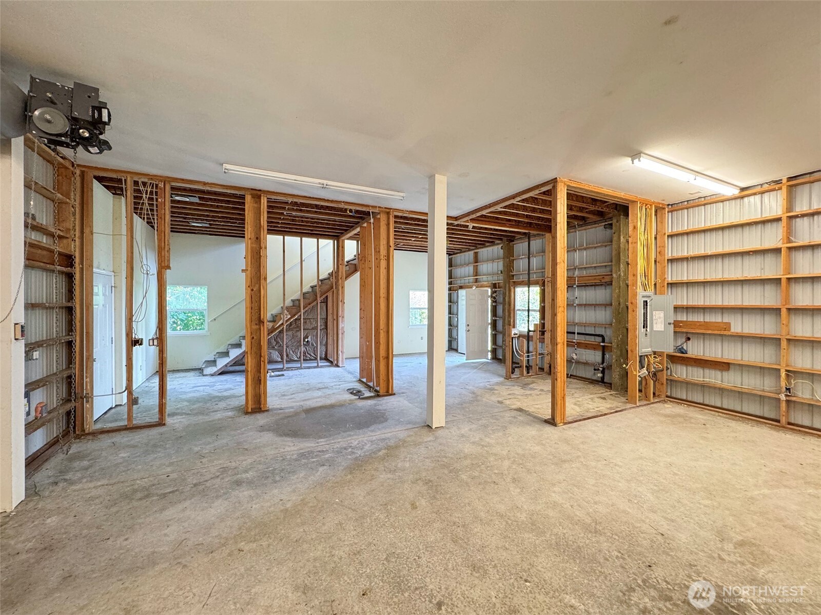888 Farrington Road Property Photo 30