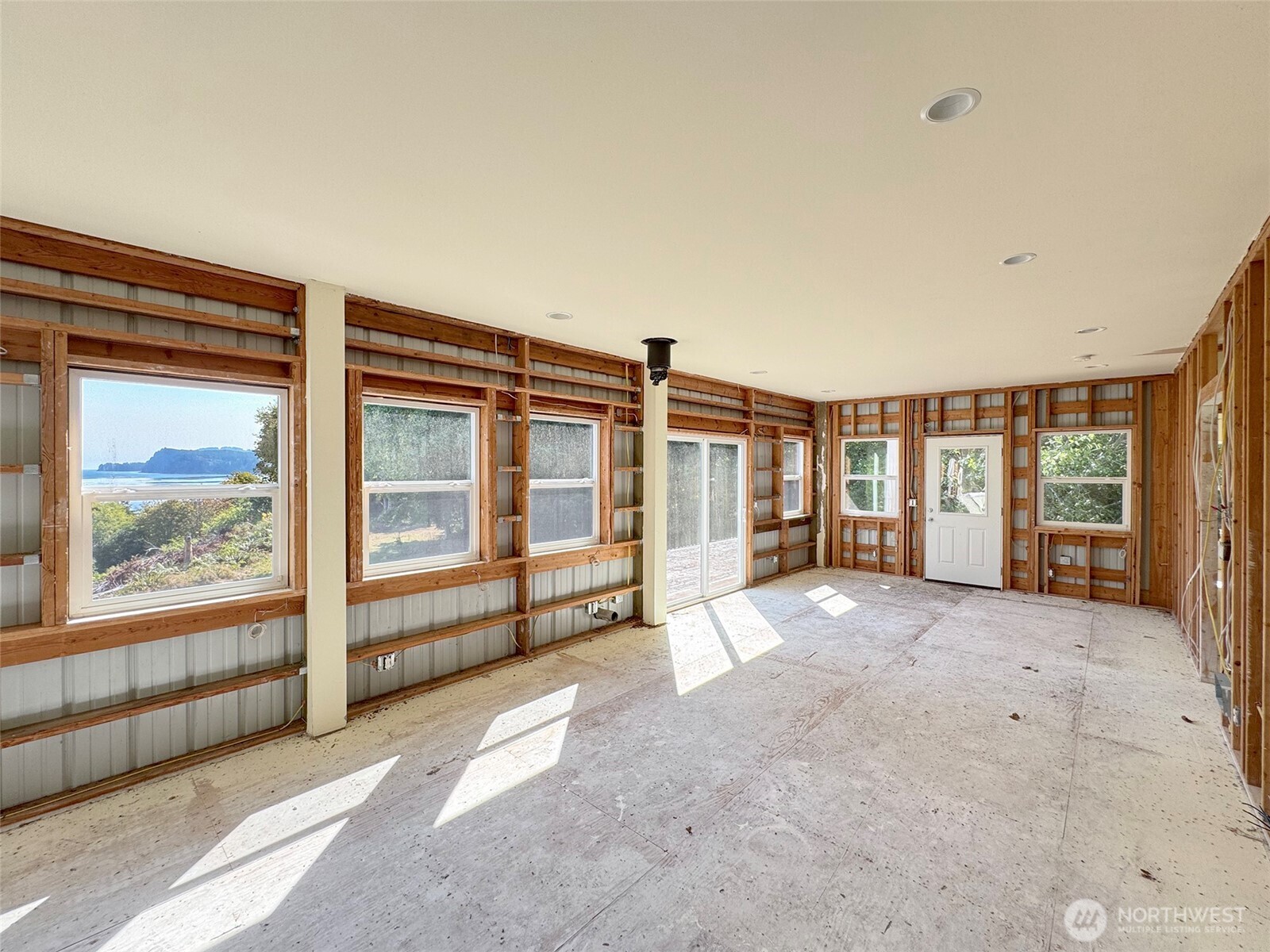 888 Farrington Road Property Photo 31
