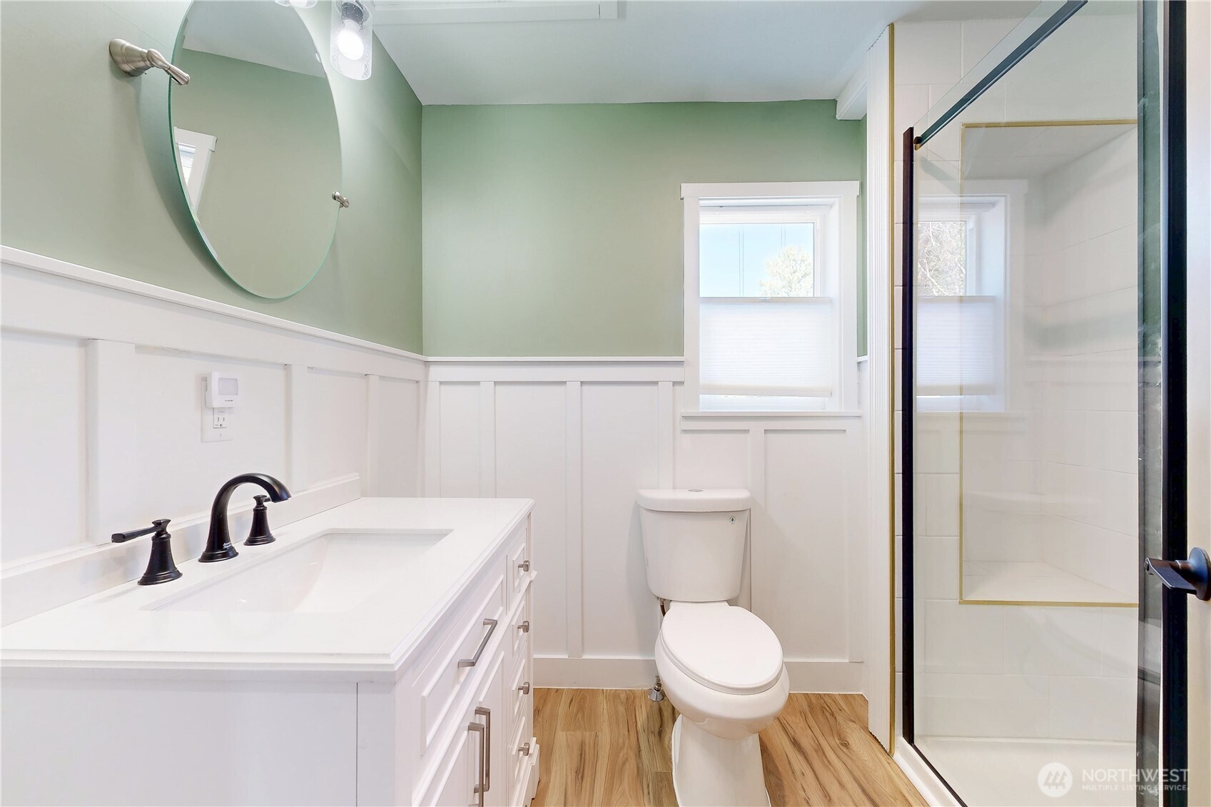 905 Cowl Street Property Photo 35