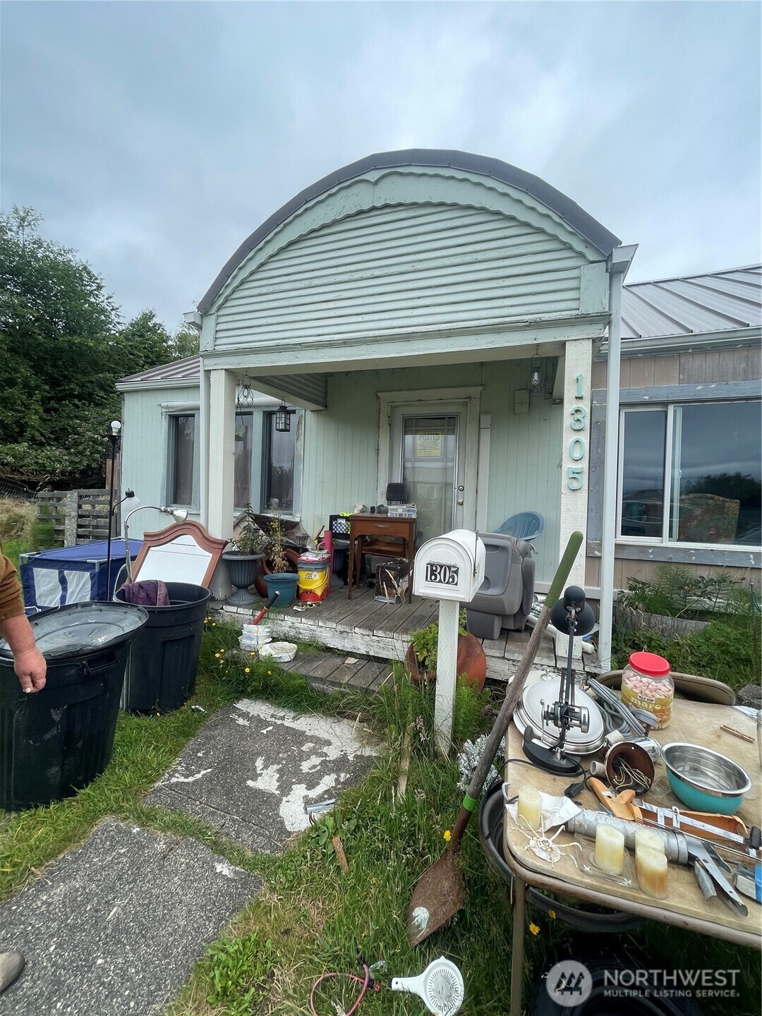 1305 Park Avenue Property Photo 2