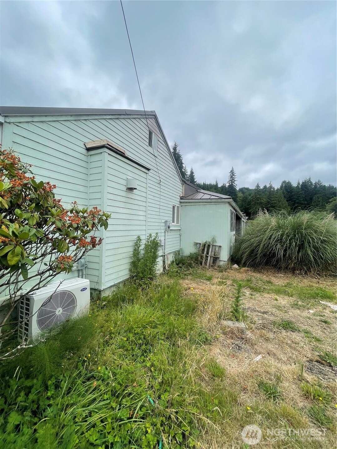 1305 Park Avenue Property Photo 3