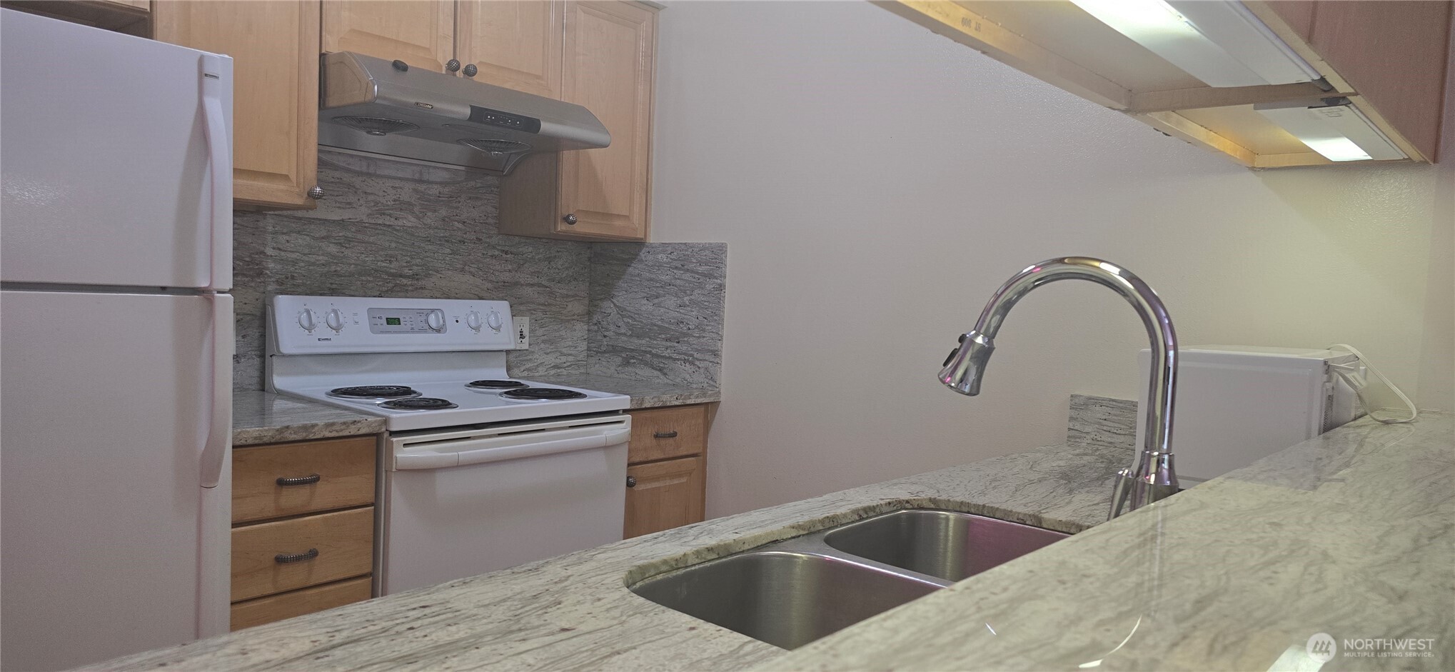12345 Roosevelt Way 406 Property Photo 7