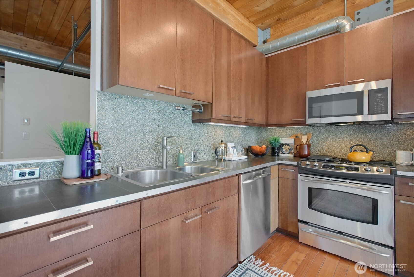 1408 12th Avenue 310 Property Photo 7