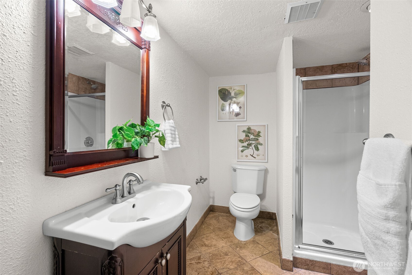 114 Queen Anne Drive Property Photo 33
