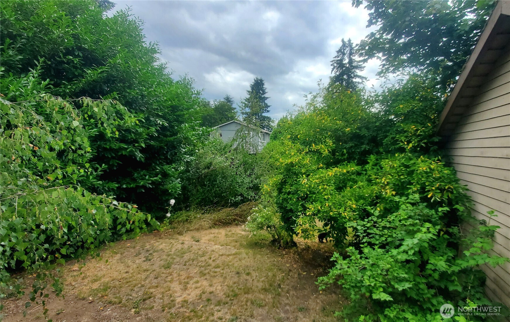 1912 Boundary Street Property Photo 11
