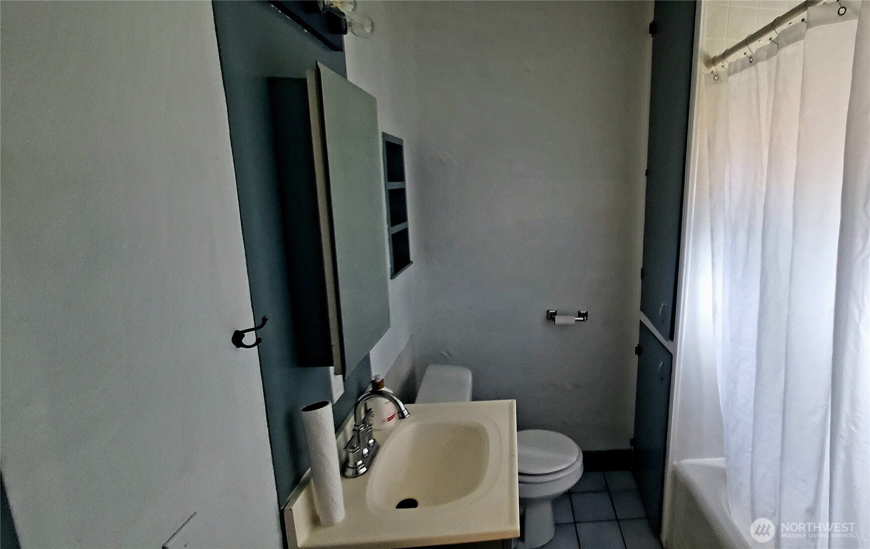 1912 Boundary Street Property Photo 15