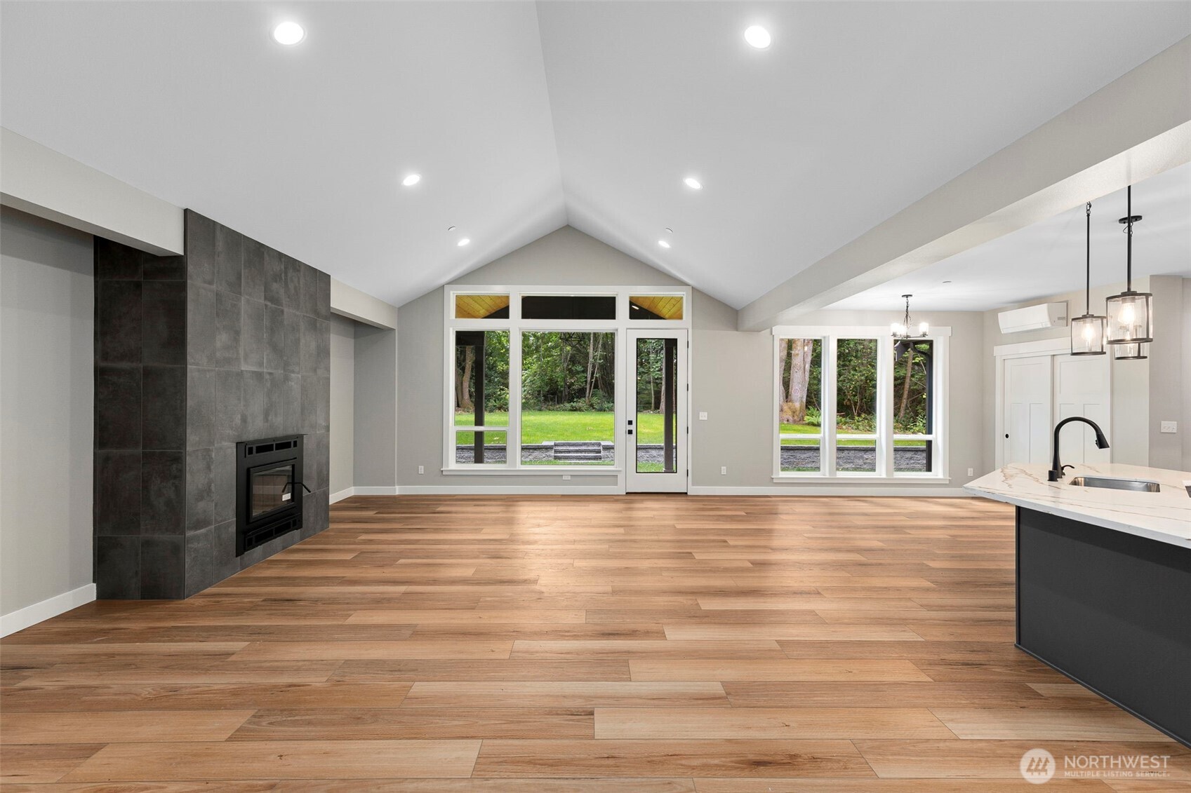 5306 Se Cottage Path Way Property Photo 4