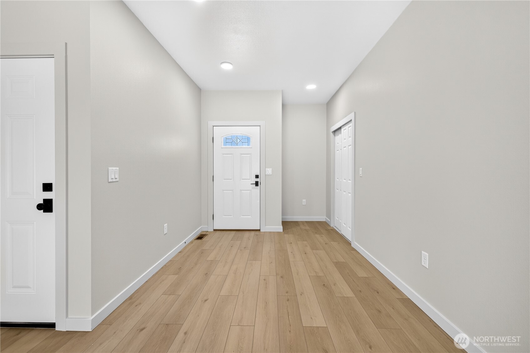 309 Olivia Street Property Photo 3