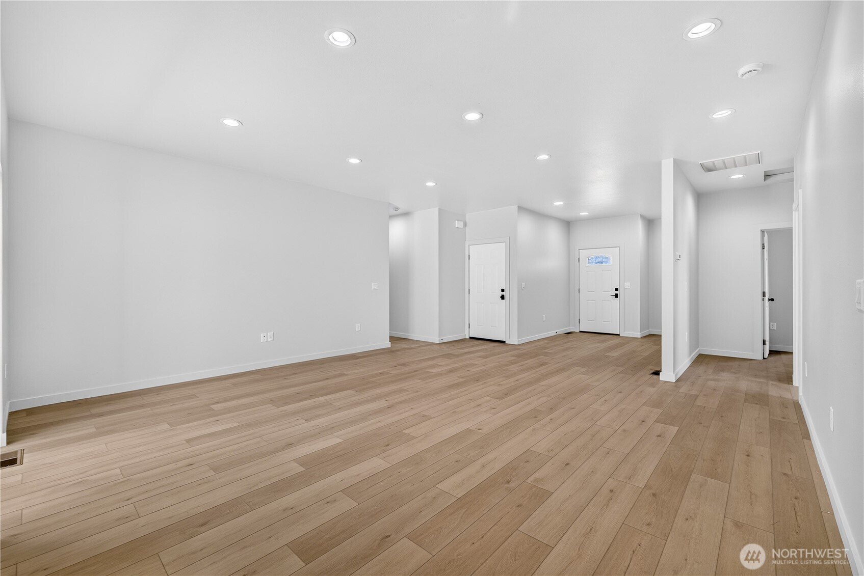 309 Olivia Street Property Photo 5