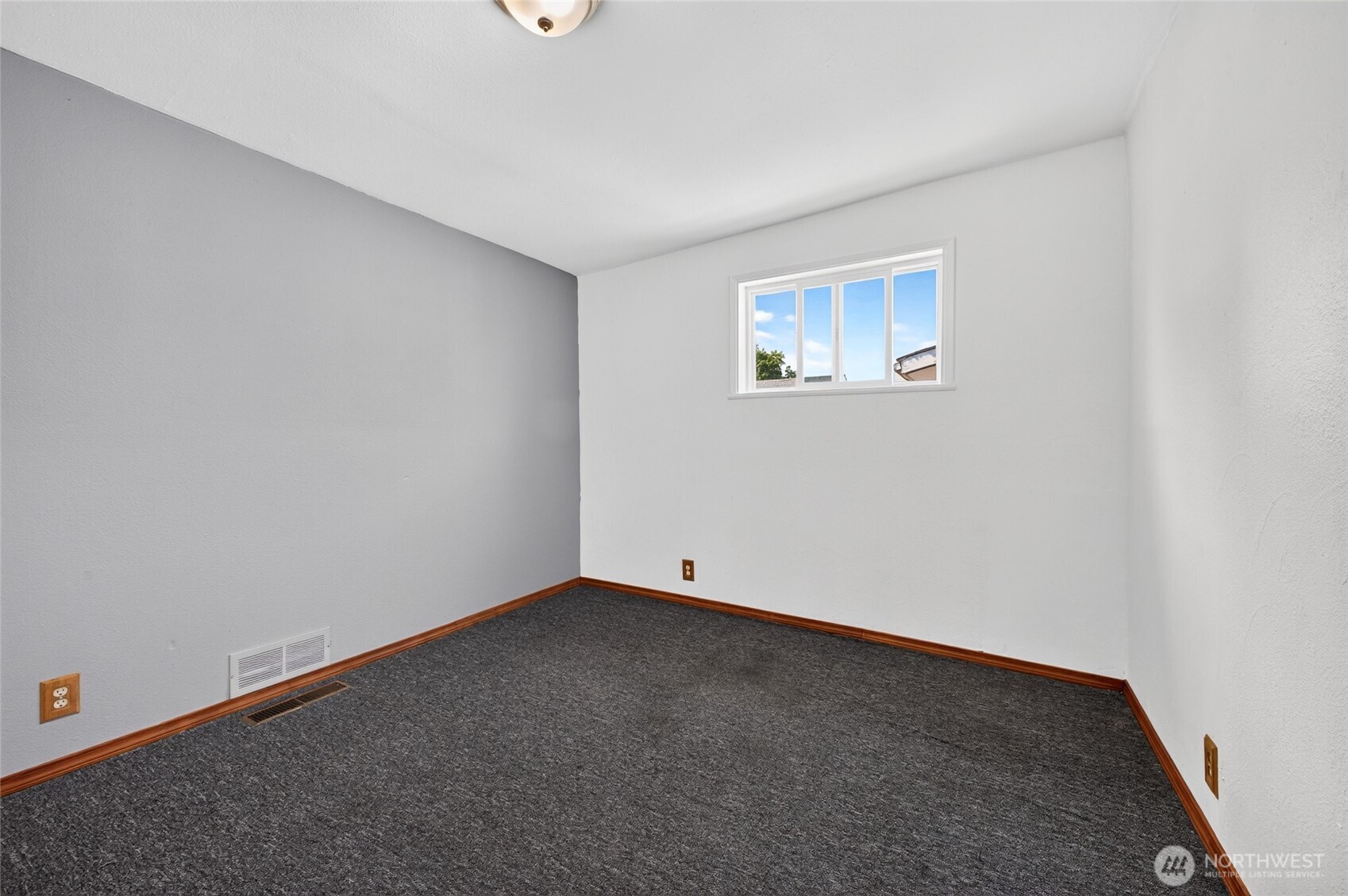 233 Cascade Street Property Photo 14