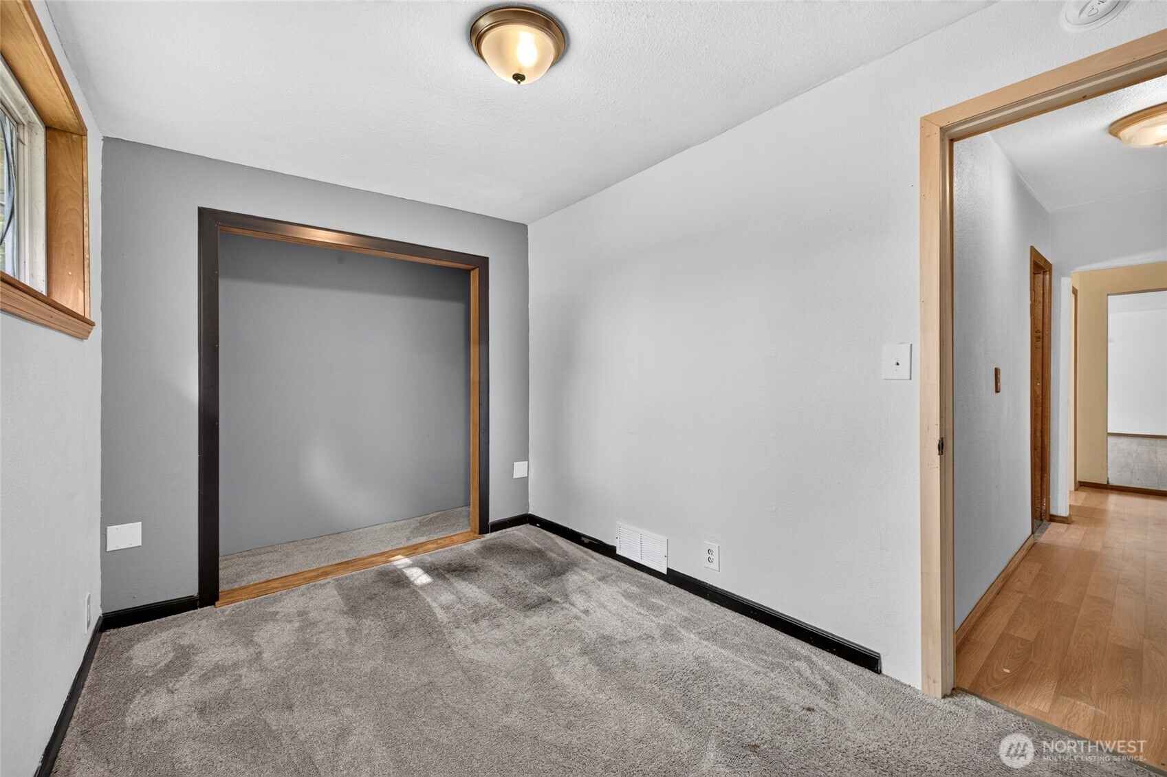 233 Cascade Street Property Photo 18