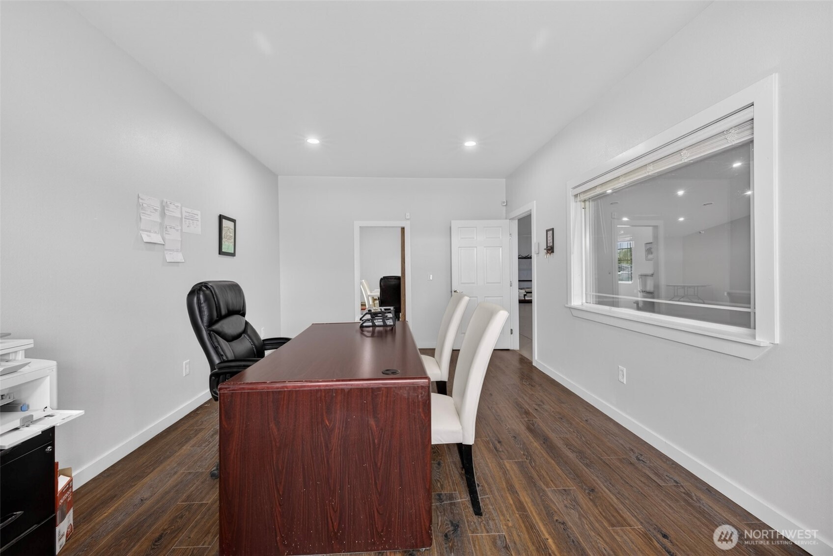 506 E Stover Road Property Photo 10