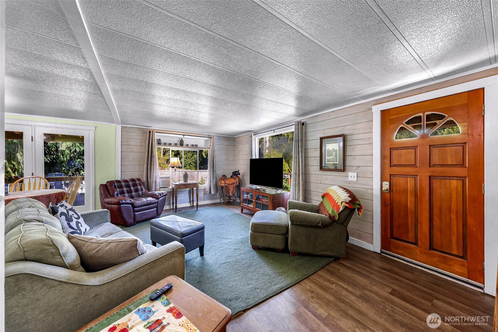 46649 Baker Loop Road Property Photo 4