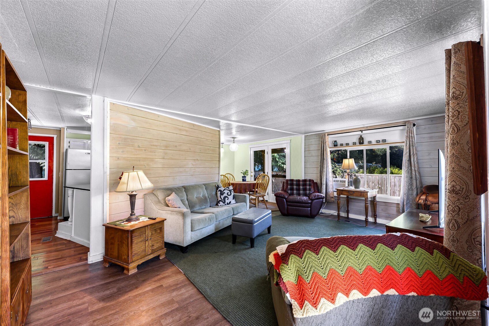 46649 Baker Loop Road Property Photo 6