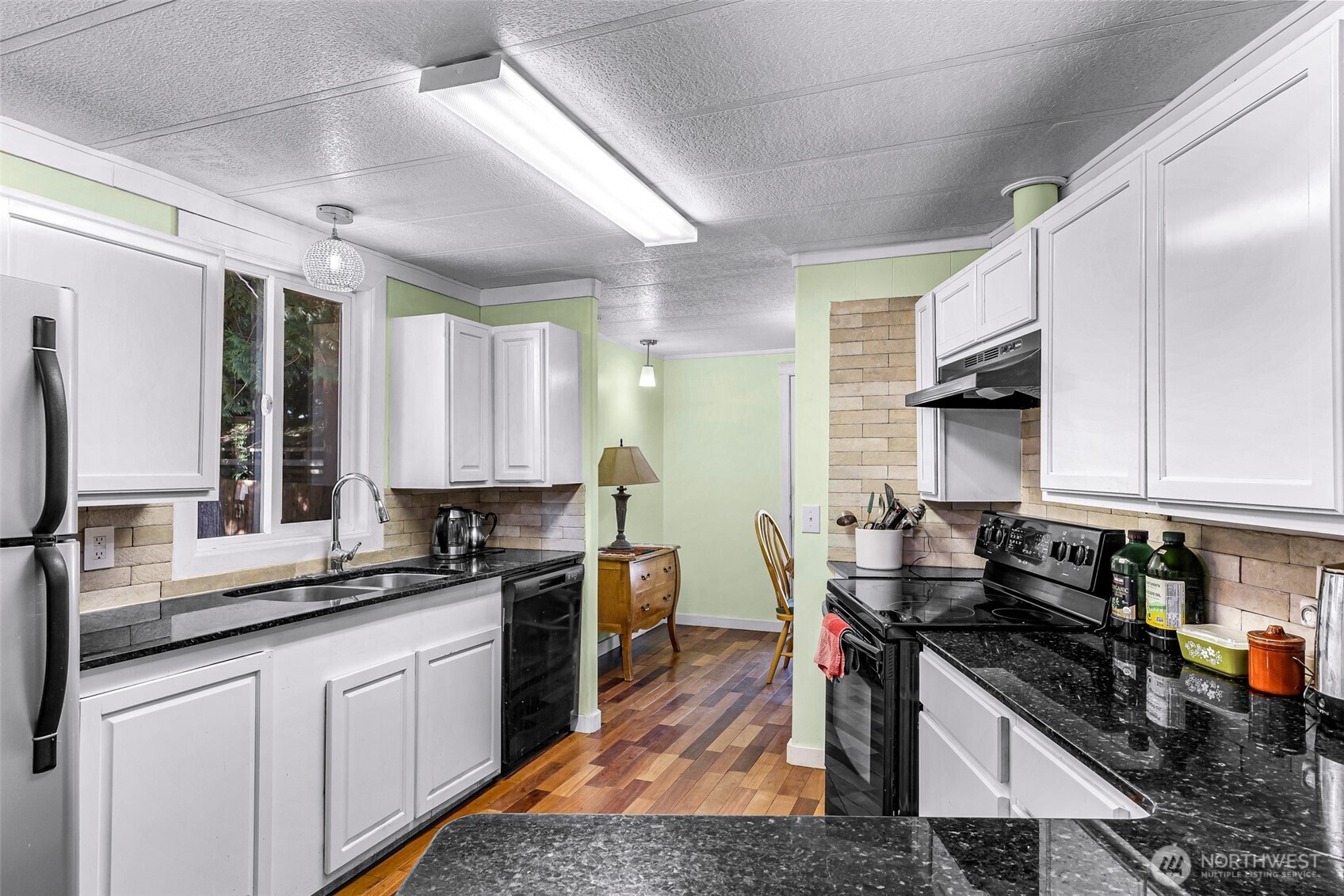 46649 Baker Loop Road Property Photo 15