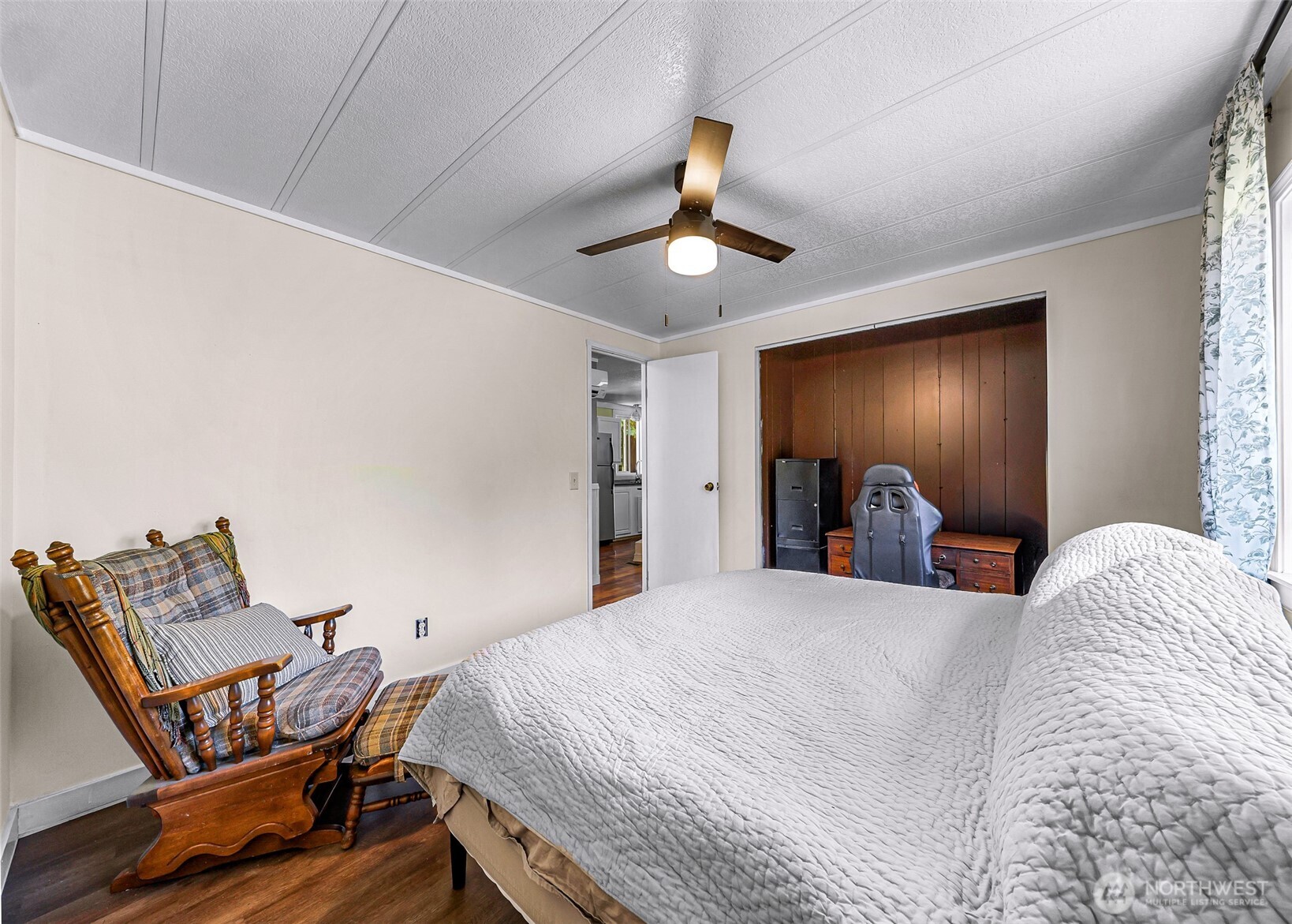 46649 Baker Loop Road Property Photo 18