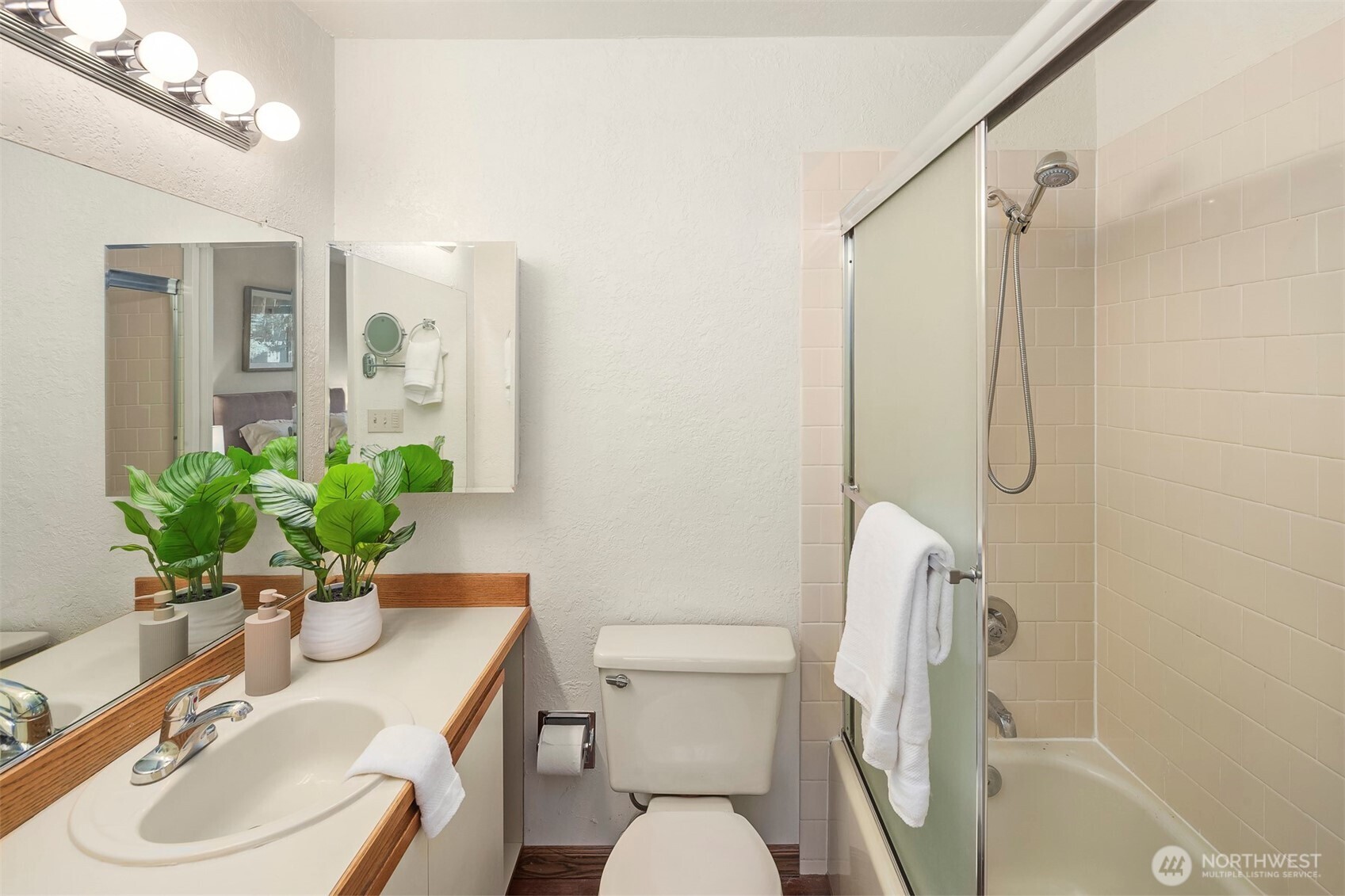 10838 E Riverside Drive C203 Property Photo 16