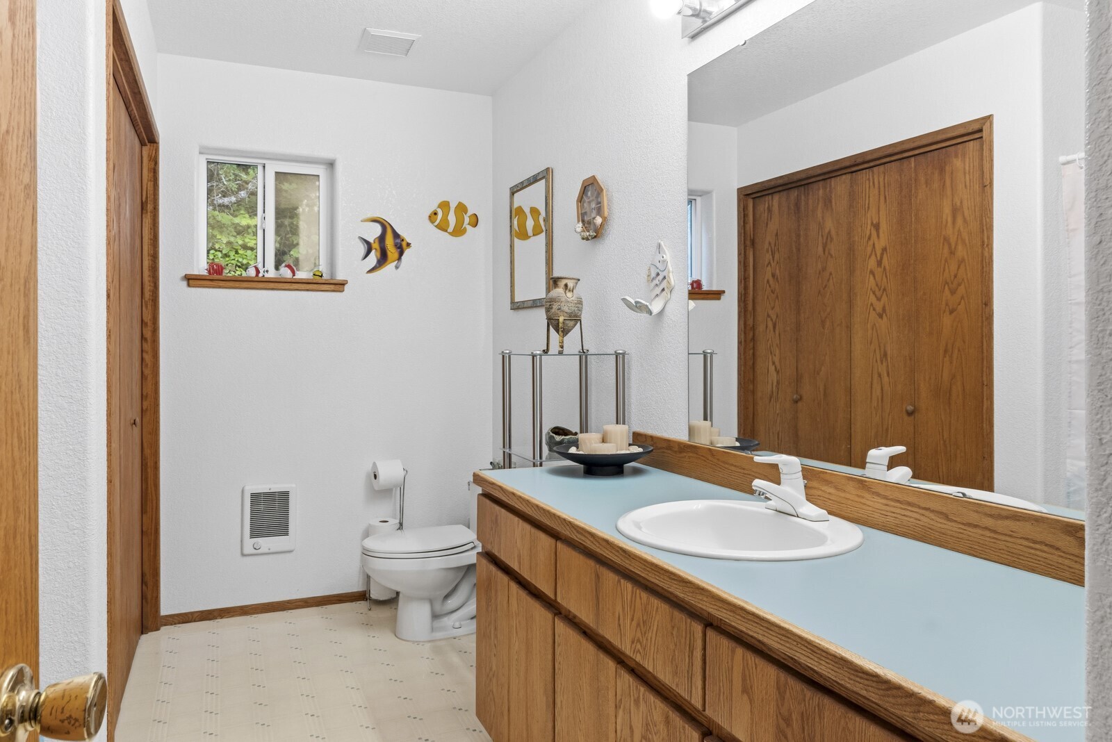 16110 Dodge Lane Property Photo 9