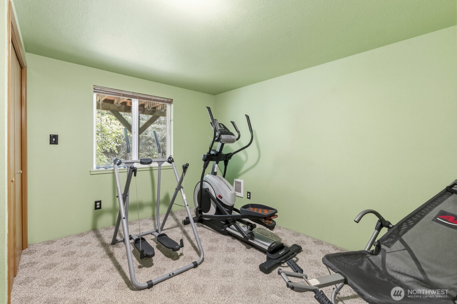 16110 Dodge Lane Property Photo 18