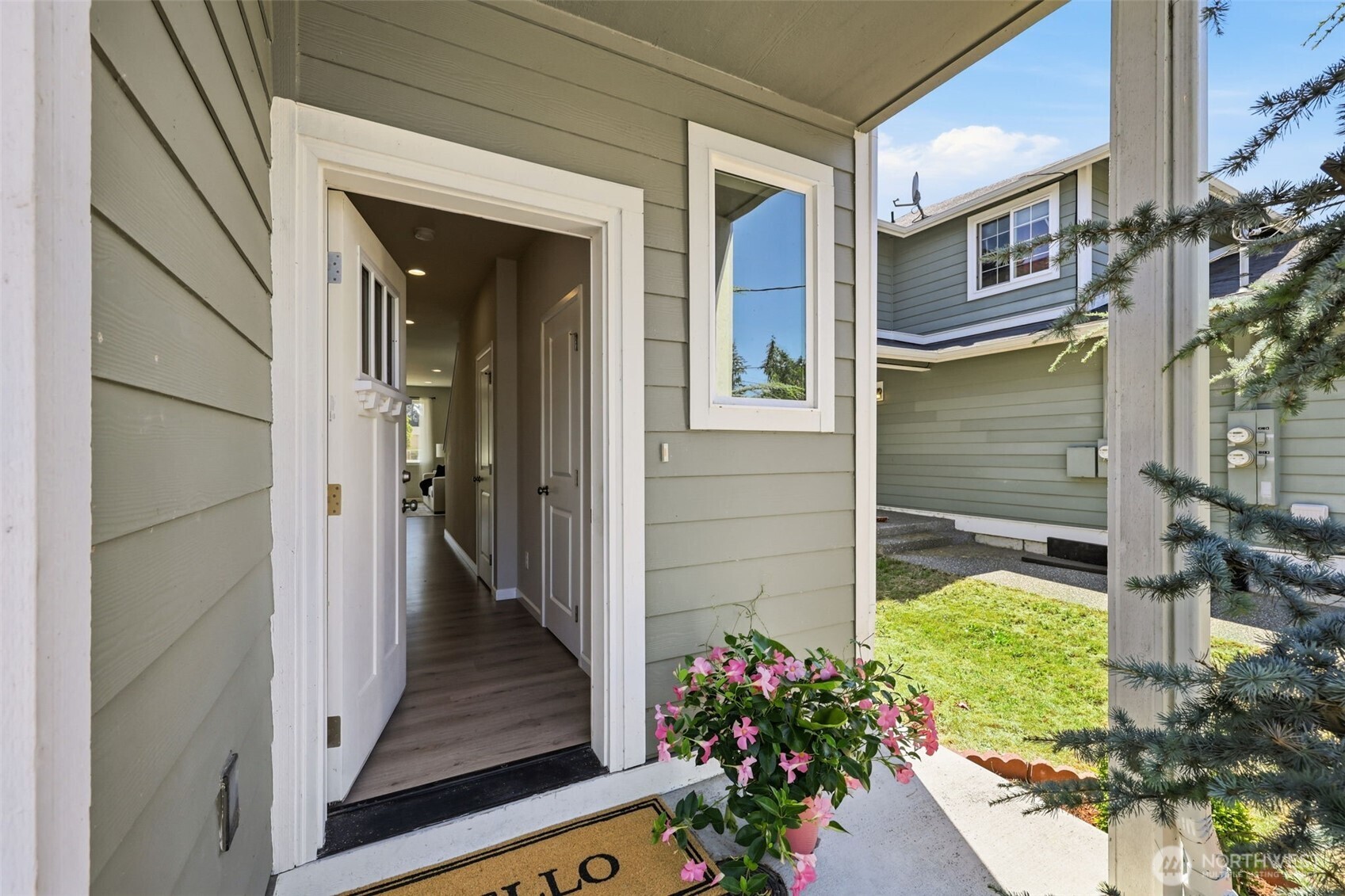 412 170th Street Property Photo 4