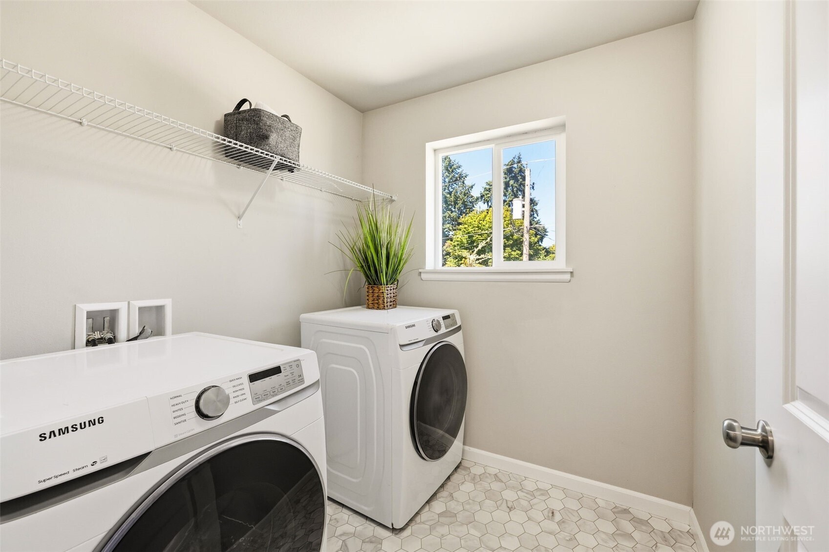 412 170th Street Property Photo 8