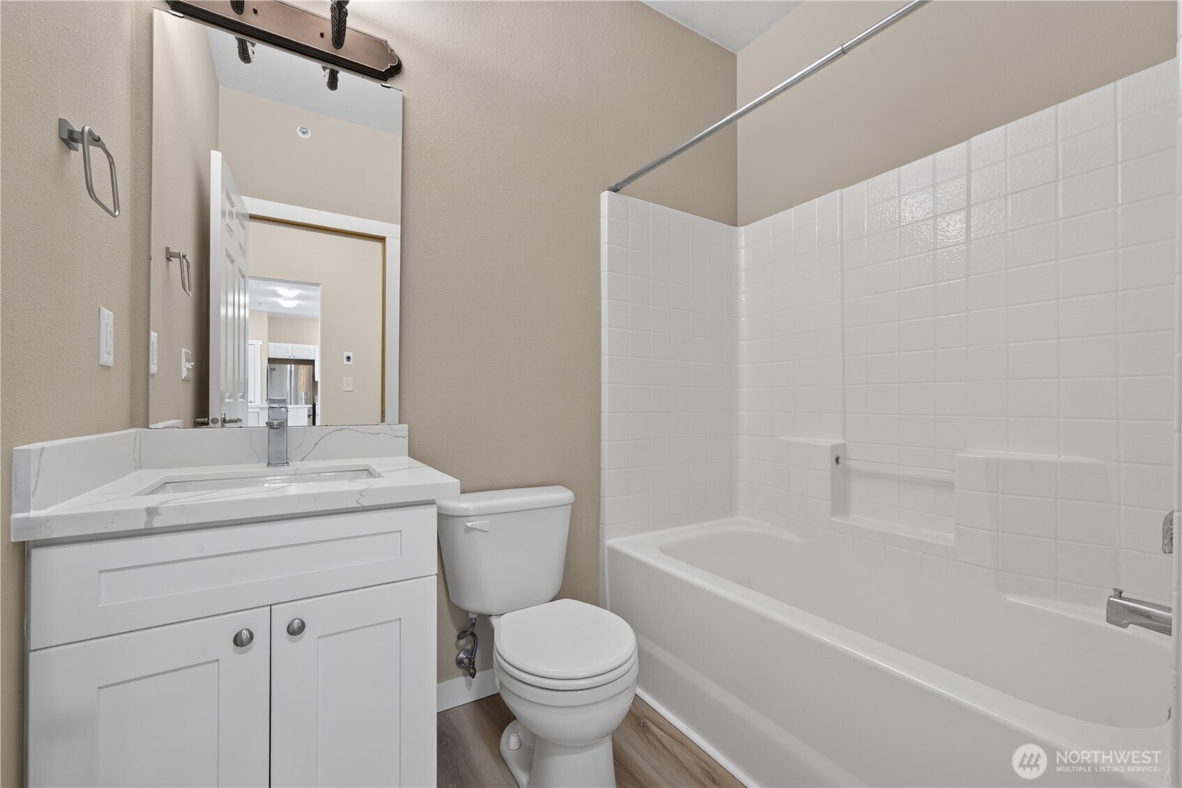2666 Hamiliton Avenue Property Photo 25