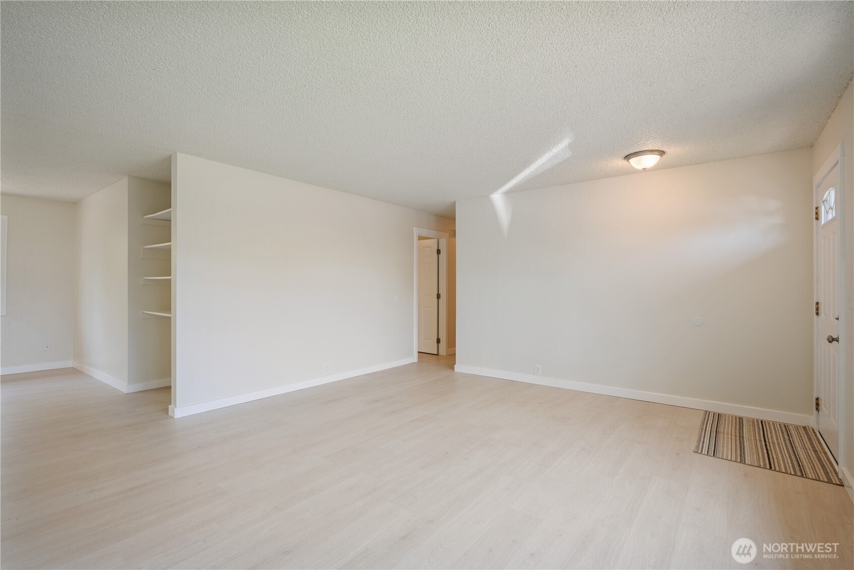 1703 33rd Avenue Property Photo 4