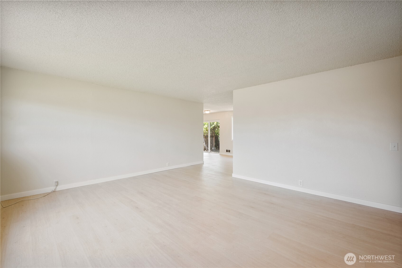 1703 33rd Avenue Property Photo 5
