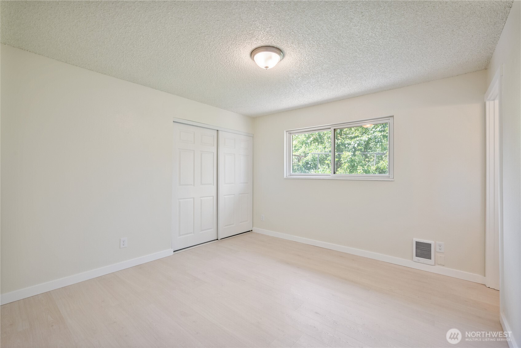 1703 33rd Avenue Property Photo 11