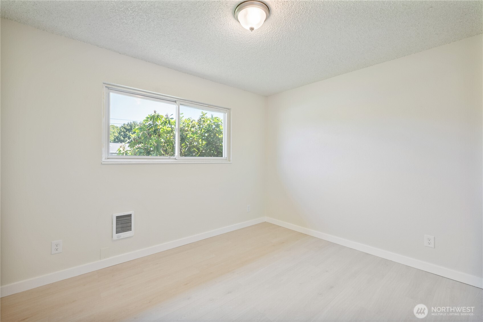 1703 33rd Avenue Property Photo 14
