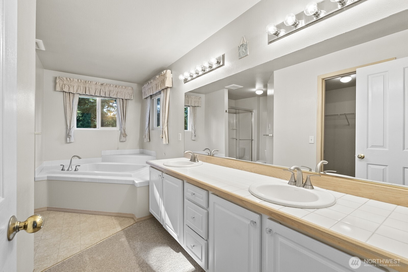 1309 32nd Street Ct Property Photo 24