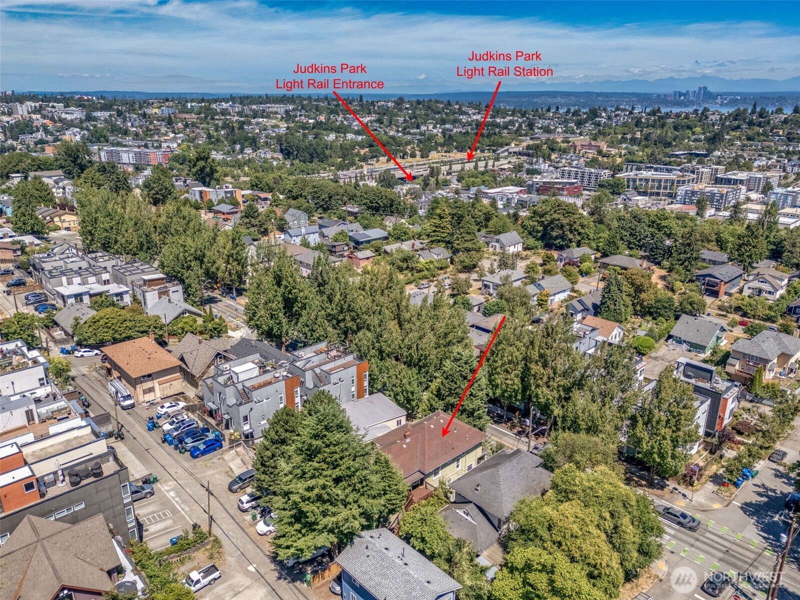 2021 15th Avenue Property Photo 3