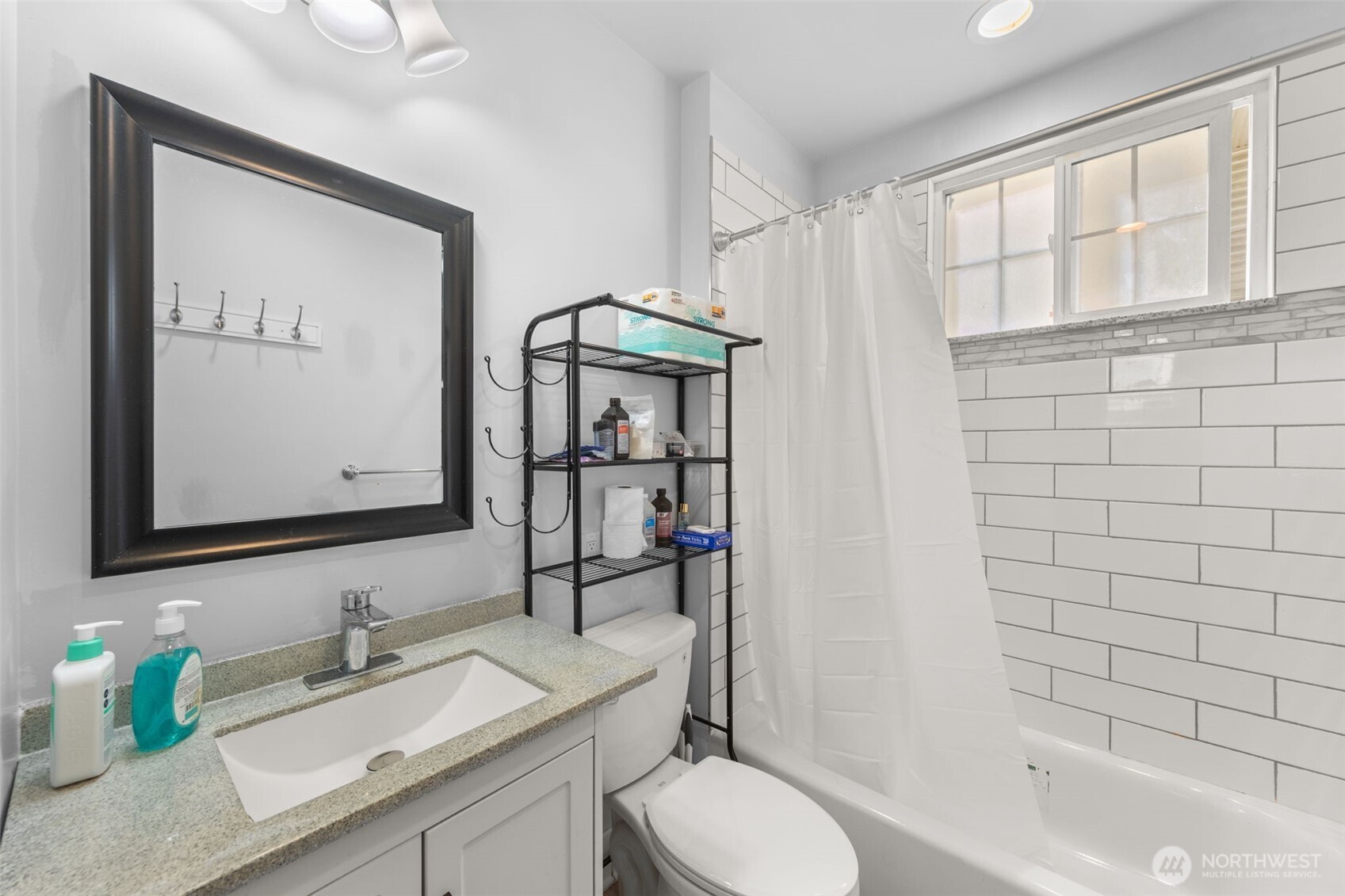 2021 15th Avenue Property Photo 11