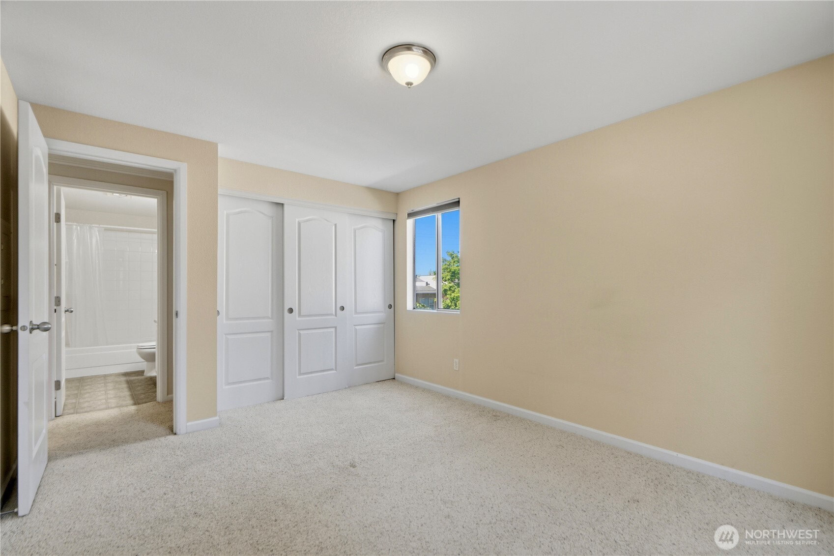 1003 156th Avenue 308 Property Photo 9