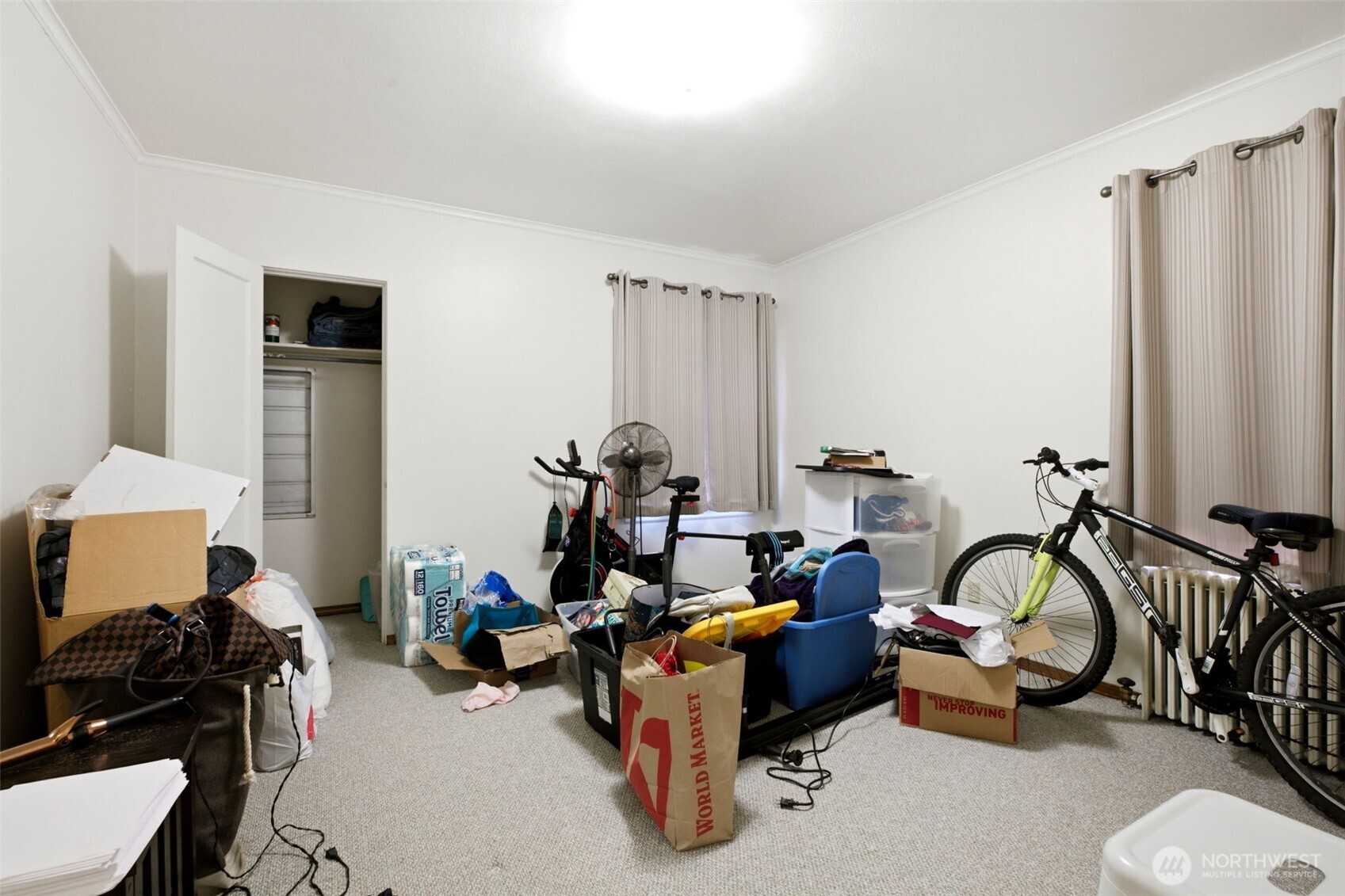 1409 W Yakima Avenue Property Photo 6