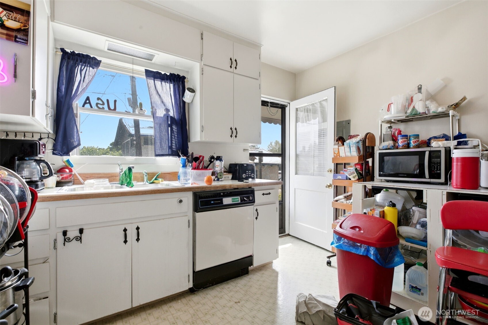 1409 W Yakima Avenue Property Photo 14