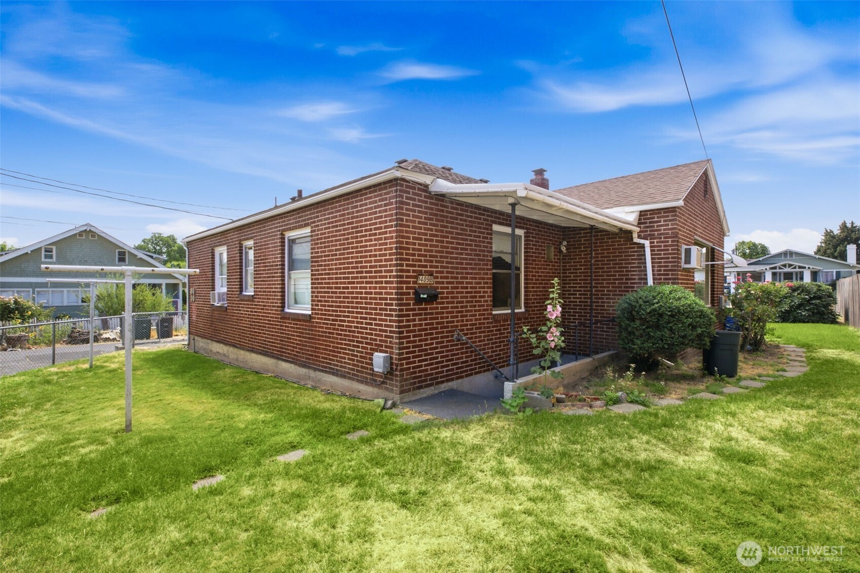 1409 W Yakima Avenue Property Photo 18